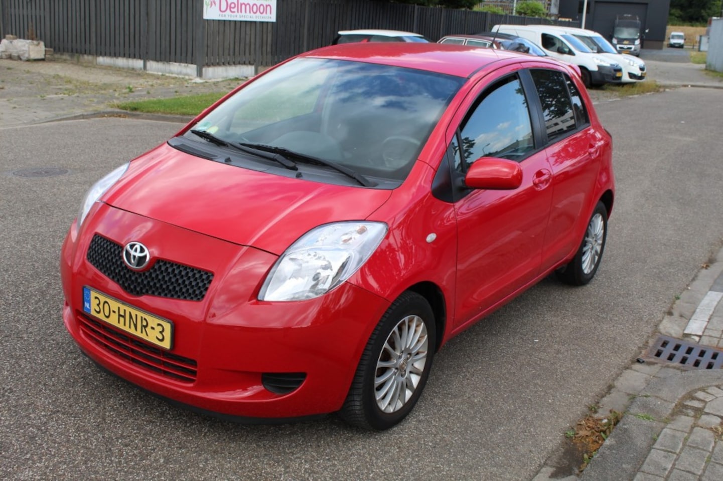 Toyota Yaris - Toyota Yaris 1.3 VVTi Dynamic Aantal Eigenaren : 1 - AutoWereld.nl