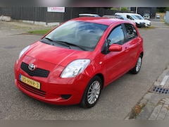 Toyota Yaris - Yaris 1.3 VVTi Dynamic Aantal Eigenaren : 1