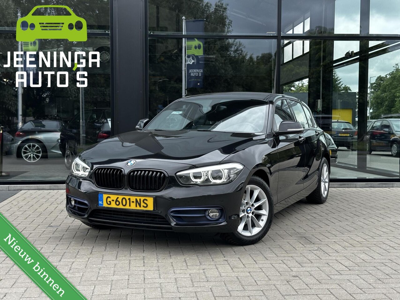 BMW 1-serie - 118i Executive | Automaat | Navi | PDC v+a - AutoWereld.nl