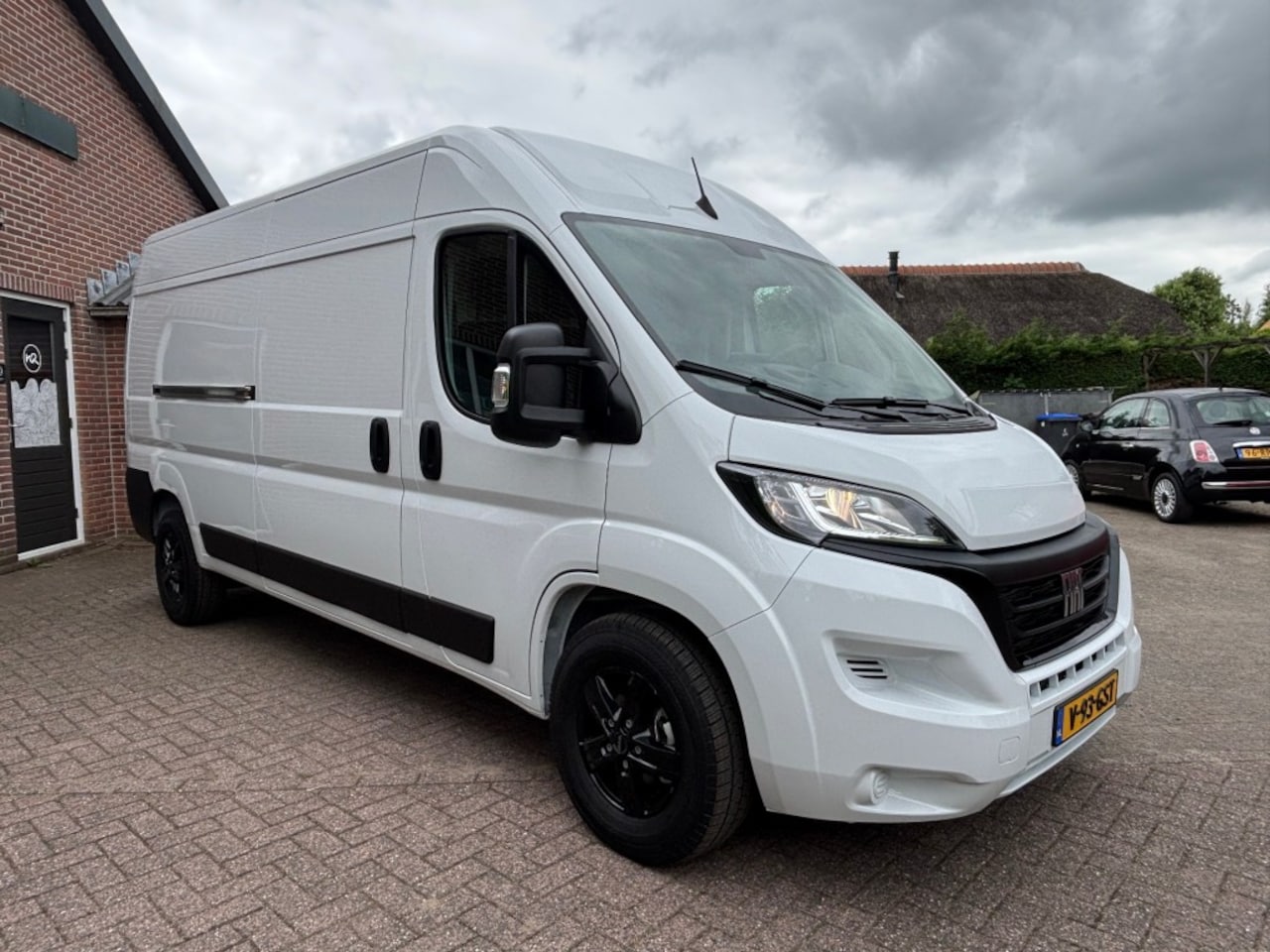 Fiat Ducato - NIEUW! 140 SenS L3H2 3.5t Techno, Cam, Trekh. - AutoWereld.nl