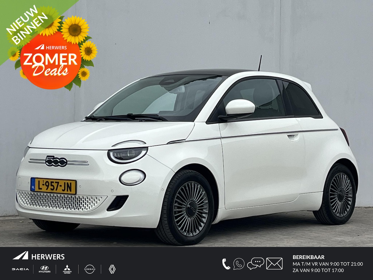 Fiat 500 - Icon 42 kWh / Panoramadak / Apple Carplay Android Auto / Achteruitrijcamera / Parkeersenso - AutoWereld.nl
