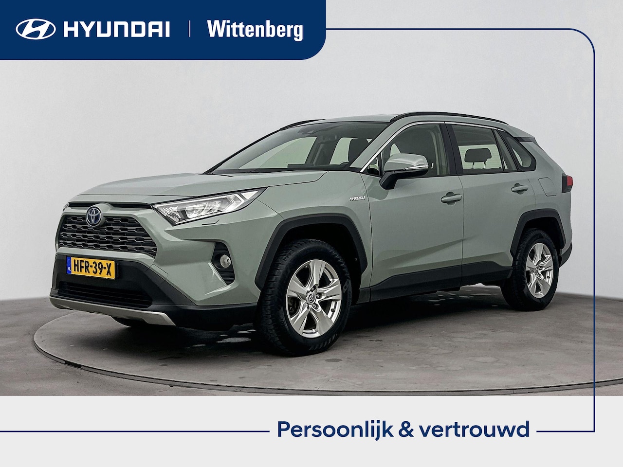 Toyota RAV4 - 2.5 HYBRID STYLE | OUTLET DEAL! | AWD | CLIMA | CAMERA | 17'' LM VELGEN | STUURVERWARMING - AutoWereld.nl