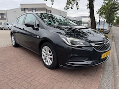 Opel Astra - 1.0 5deurs Edition Airco/ECC, Cruisecontrol, Navigatie