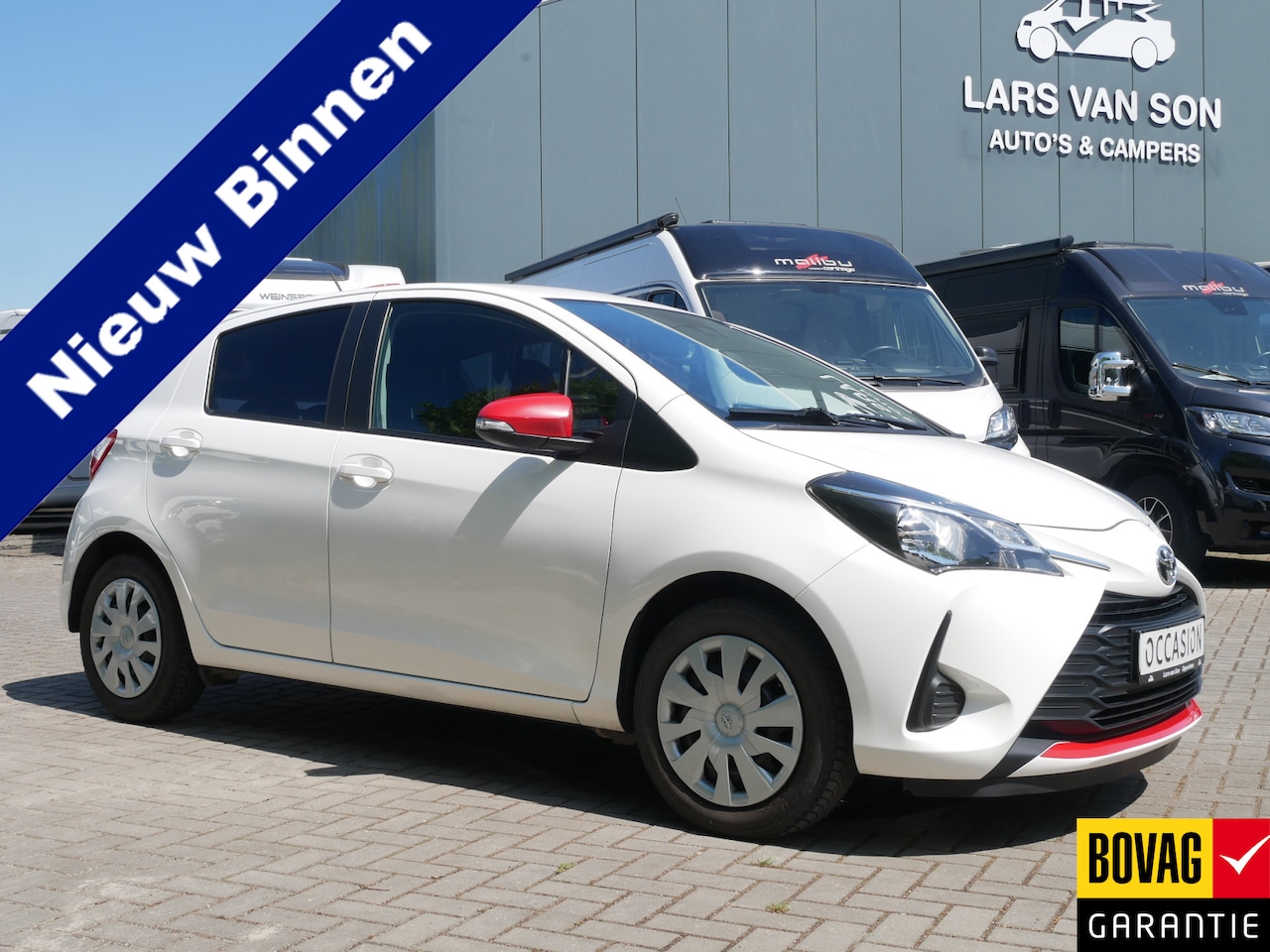 Toyota Yaris - 1.5 VVT-i Young, 4-Cilinder, 6-Bak, Camera - AutoWereld.nl