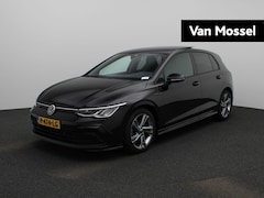 Volkswagen Golf - 1.5 eTSI R-Line 130 PK | R-Line | Automaat | Panoramadak | Navigatie | Parkeersensoren | C