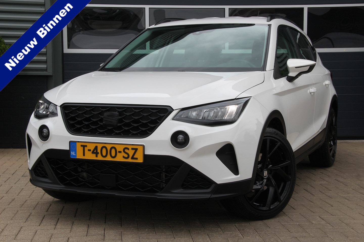 SEAT Arona - 1.0 TSI Reference | CarPlay | Camera | Navi | Airco | Cruise | Lane assist | Front assist - AutoWereld.nl