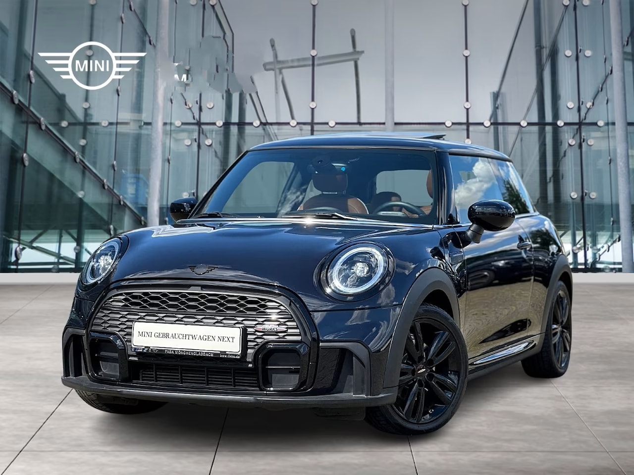 MINI John Cooper Works - 1.5 COOPER Steptronic-6 Aut. ** LED, NAVI+, BRUIN LEDER, PANORAMA, KEYLESS, VERW. STUUR ** - AutoWereld.nl
