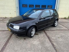 Volkswagen Golf - 1.4-16V Trendline 183 DKM Nette auto