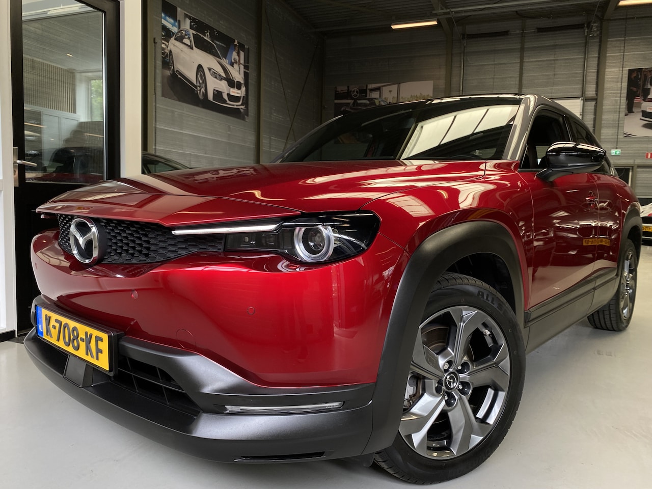 Mazda MX-30 - e-SkyActiv 145 First Edition 36 kWh Navi, Carplay, Camera - AutoWereld.nl