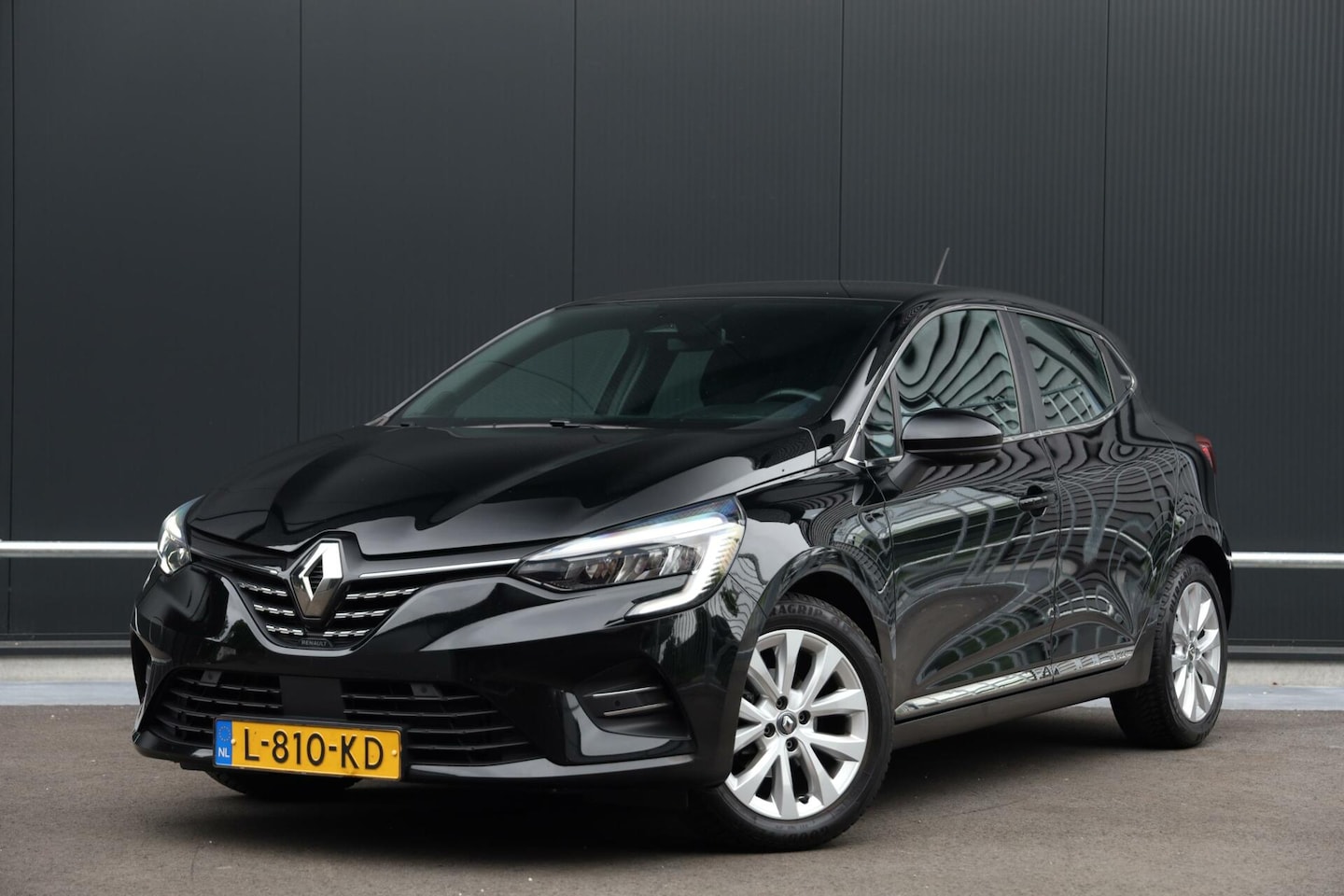 Renault Clio - 1.0 TCe 90 Intens Navi Clima Camera Cruise DAB+ PDC CarPlay NL-Auto NAP! - AutoWereld.nl