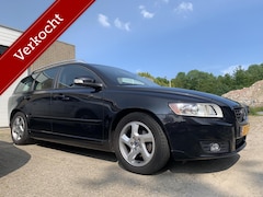 Volvo V50 - 1.6 D2 S/S Limited Edition NAP Leer Navi Trekhaak Airco Cruise control