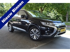 Mitsubishi Outlander - 2.0 2WD Intense+ 7 Pers. | Automaat | Sunroog | 360 camera