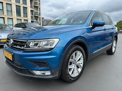 Volkswagen Tiguan - 1.4 TSI ACT Comfortline Business Adaptief Cruise Lane Assist Dealer Onderhouden Nette Auto