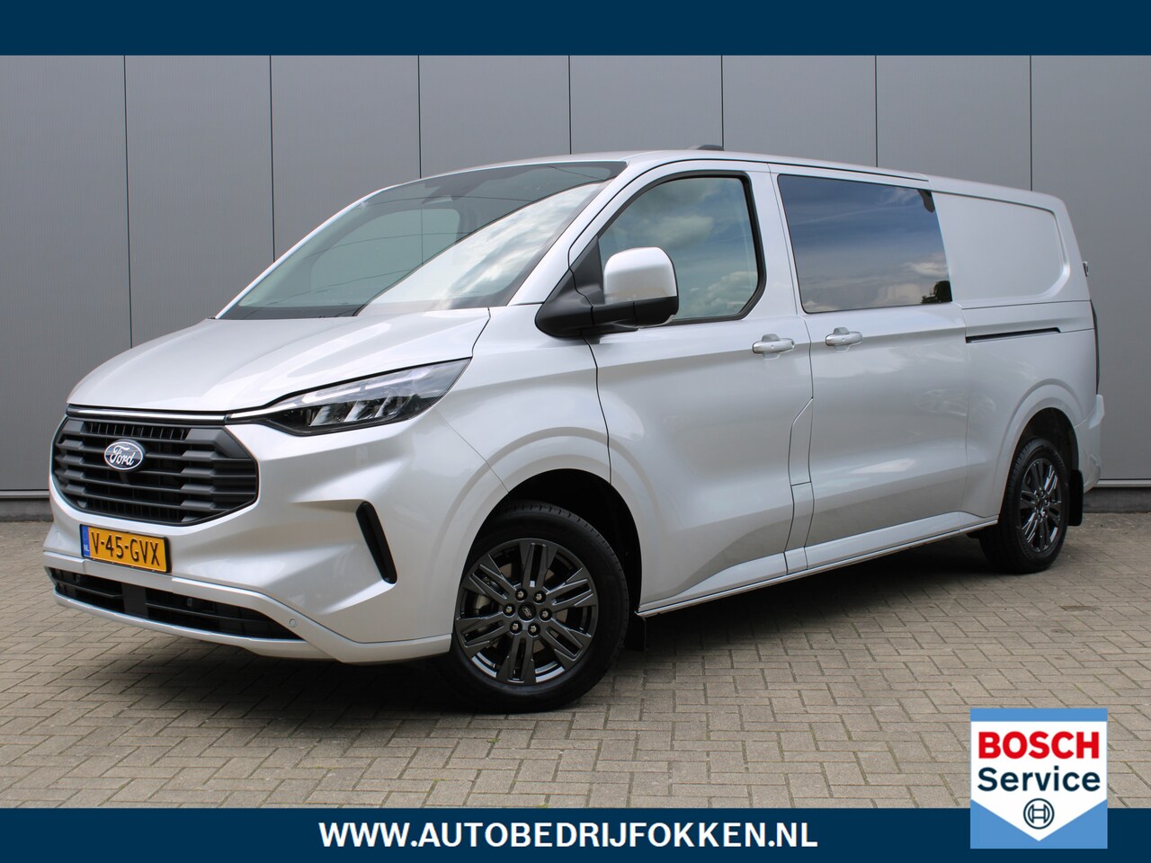Ford Transit Custom - 320 2.0 TDCI L2H1 Limited BPM Vrij|Automaat|Navi|Trekhaak|Clima|Lm-Velgen|Dubbele cabine - AutoWereld.nl