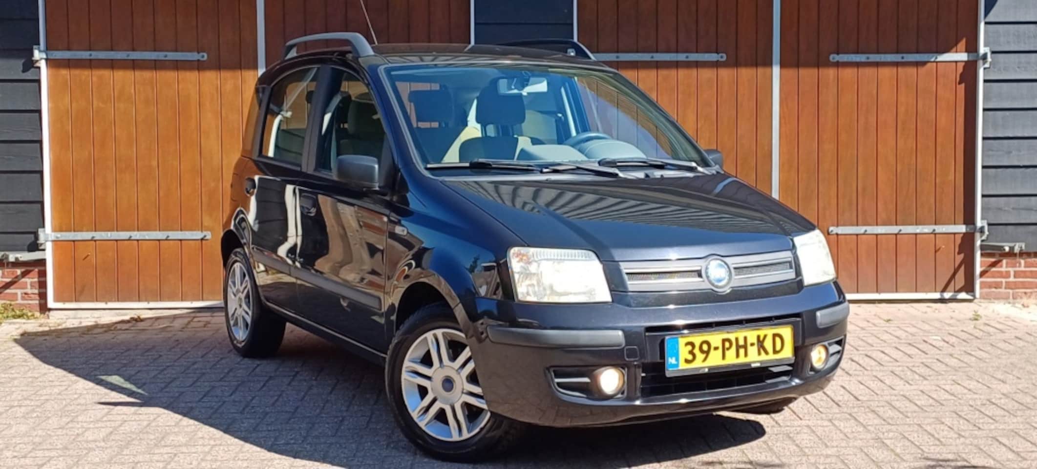 Fiat Panda - 1.2 Emotion 1.2 Emotion, Airco, Nieuwe APK, Lichtmetalen wielen - AutoWereld.nl