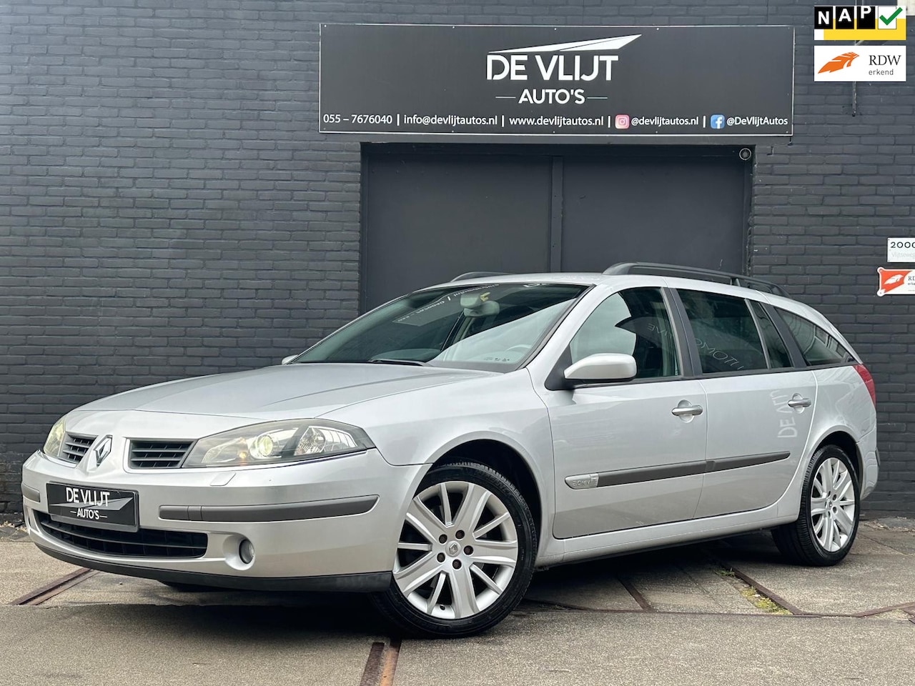 Renault Laguna Grand Tour - 2.0-16V Tech Line | Navi | Xenon | Half Leer | Trekhaak | PDC | Cruise Control | Climate C - AutoWereld.nl