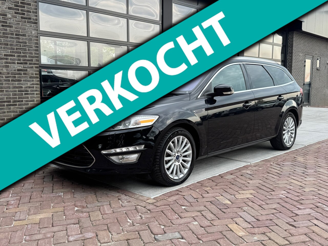 Ford Mondeo Wagon - 2.0 EcoBoost Platinum | Autm | 1/2 Leer | Navi | Keyless | - AutoWereld.nl