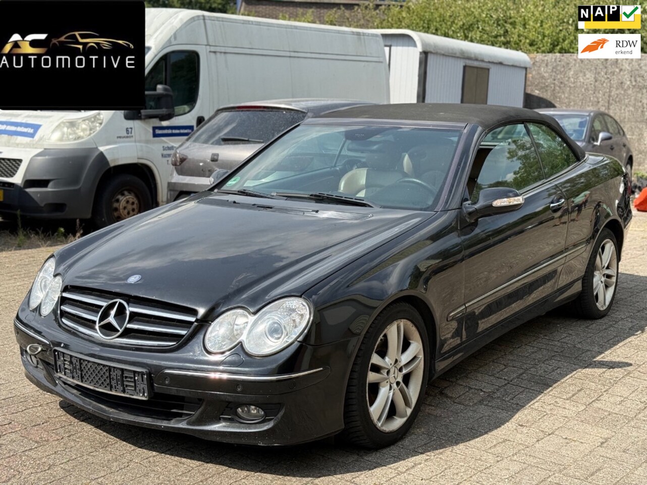 Mercedes-Benz CLK-klasse Cabrio - 200 K. Elegance Lees Tekst - AutoWereld.nl