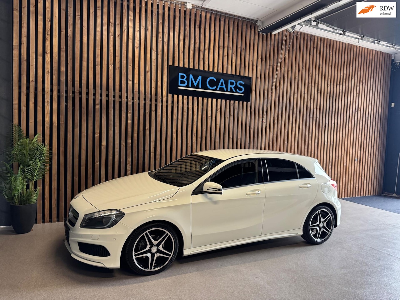 Mercedes-Benz A-klasse - 180 Prestige AUTOMAAT, AMG PACK, Xenon - AutoWereld.nl
