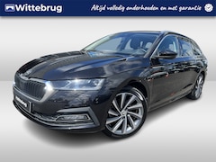 Skoda Octavia Combi - 1.4 TSI 204pk iV PHEV Business Edition DSG Automaat Panoramadak / 18" / LED / Navigatie /