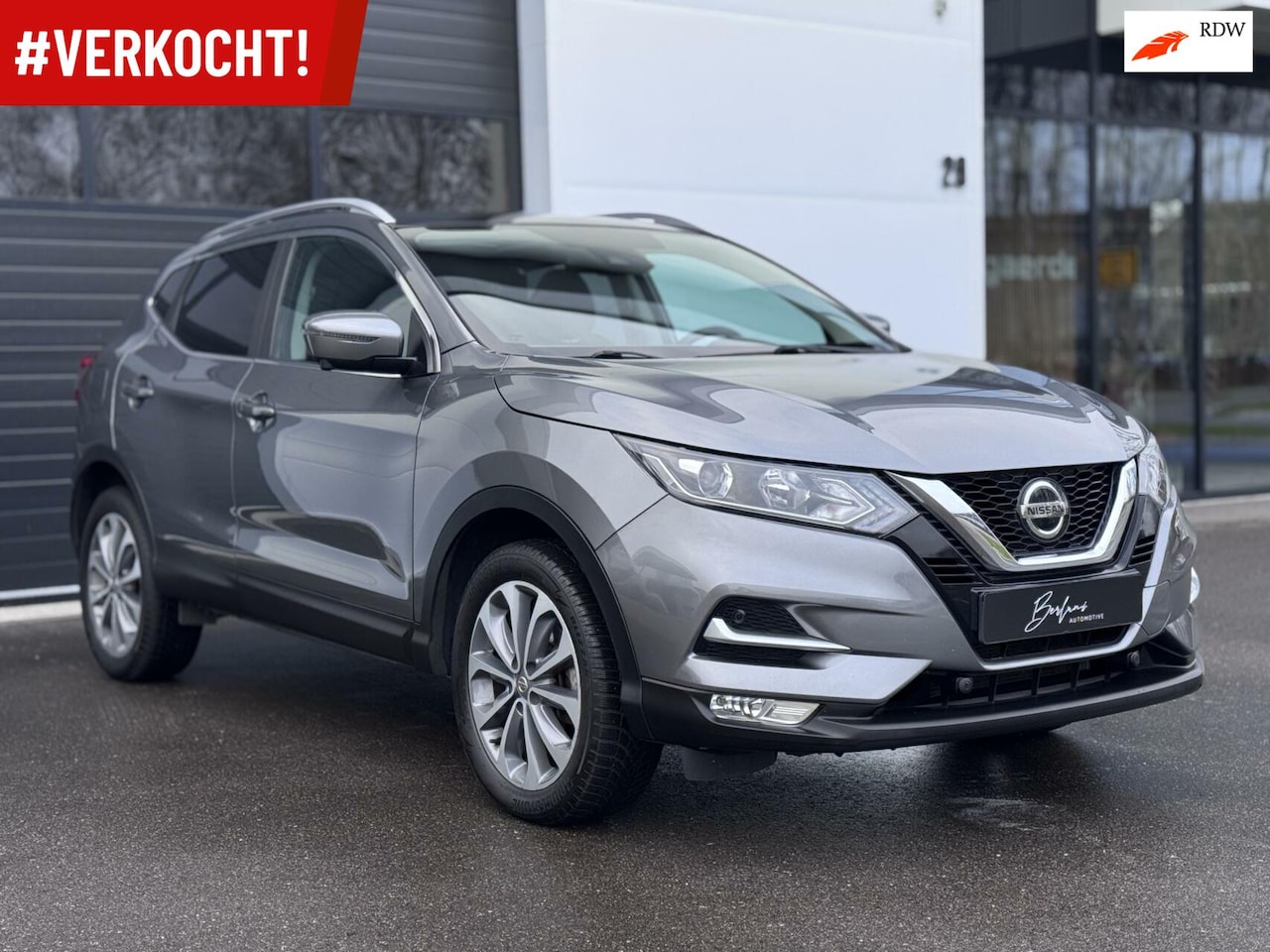 Nissan Qashqai - 1.2 N-Connecta Panodak|360Camera|Keyless Go - AutoWereld.nl