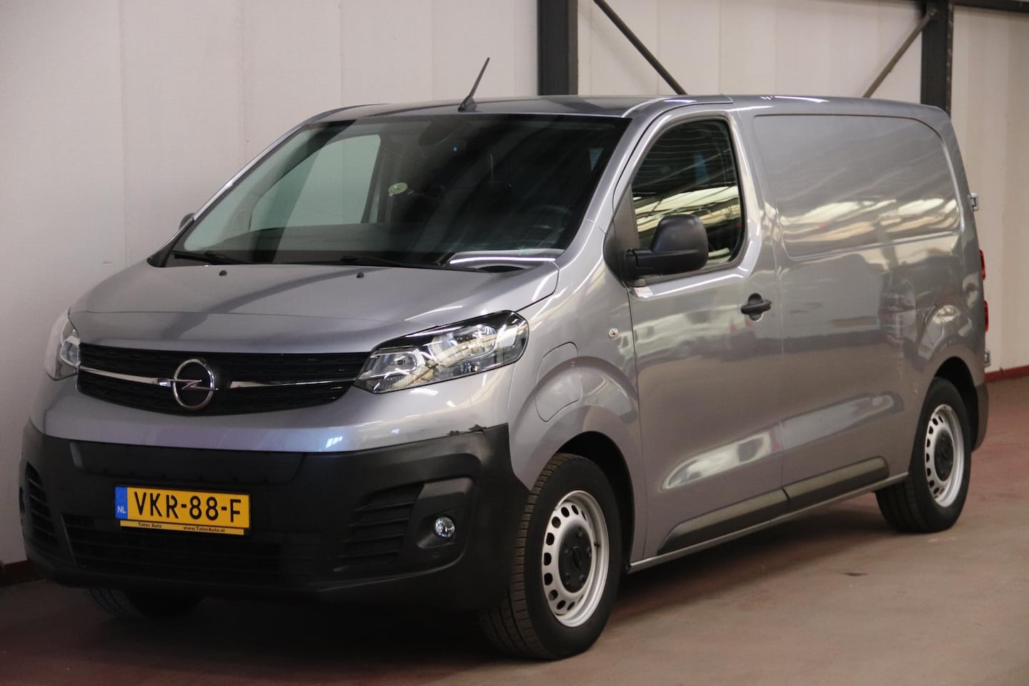 Opel Vivaro-e - L2H1 Edition 75 kWh - AutoWereld.nl