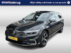Volkswagen Passat Variant - 1.4 TSI PHEV GTE Business / AUTOMAAT/ PANO/ ELEKTR. TREKHAAK/ ALCANTARA/ KEYLESS/ ADAPT. C