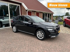 Skoda Kamiq - 1.0 TSI BUSINESS EDITION AUTOMAAT TREKHAAK/NAVI/CRUISE/ENZ