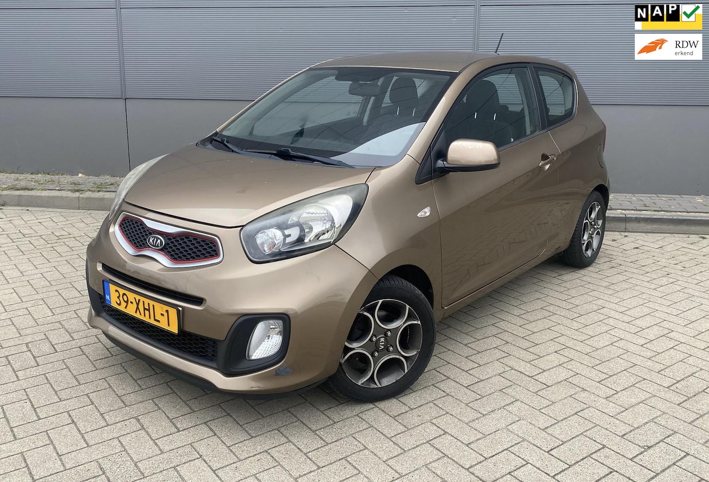 Kia Picanto - 1.2 CVVT Comfort Pack 1.2 CVVT Comfort Pack - AutoWereld.nl