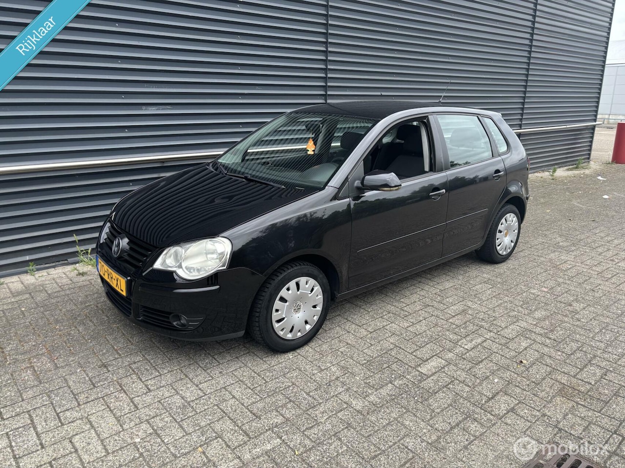 Volkswagen Polo - 1.4-16V Turijn NWE APK Nette Auto Airco Trekhaak Lage Km Airco 5D - AutoWereld.nl