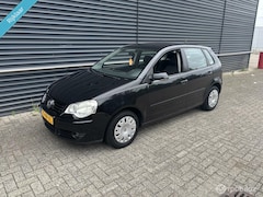 Volkswagen Polo - 1.4-16V Turijn NWE APK Nette Auto Airco Trekhaak Lage Km Airco 5D