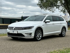 Volkswagen Passat Variant - 1.4 TSI GTE | Virtual | Pano | Trekhk | 1st eig