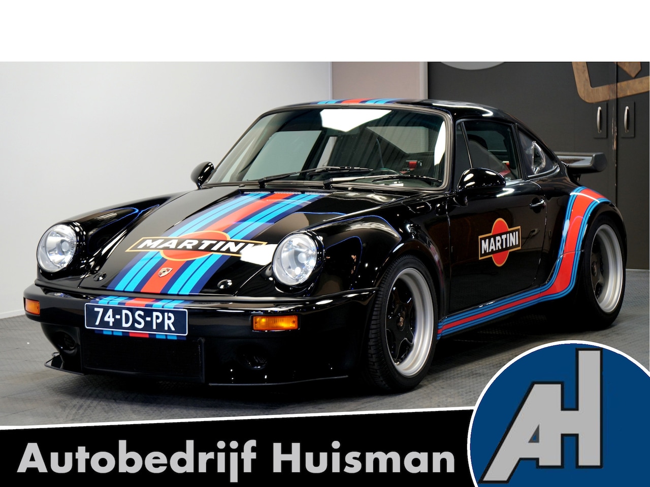 Porsche 911 - 930 3.5 Twin Turbo Coupé "Outlaw!" Volledig gerestaureerd en gereviseerd, MARTINI Racing l - AutoWereld.nl