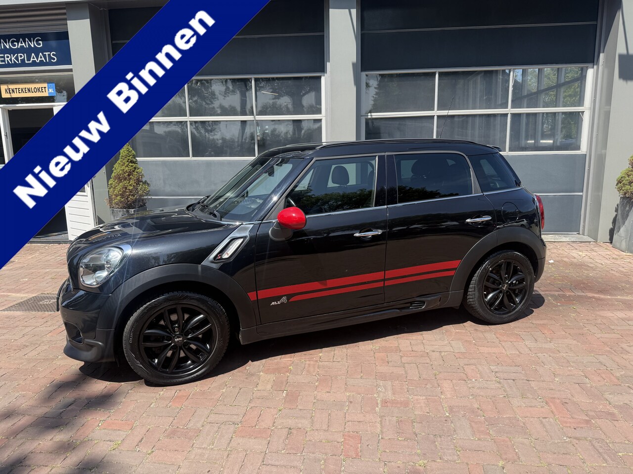 MINI Countryman - Mini 1.6 Cooper S ALL4 Bj 2011 km 137.766 184pk Dealer onderhouden - AutoWereld.nl