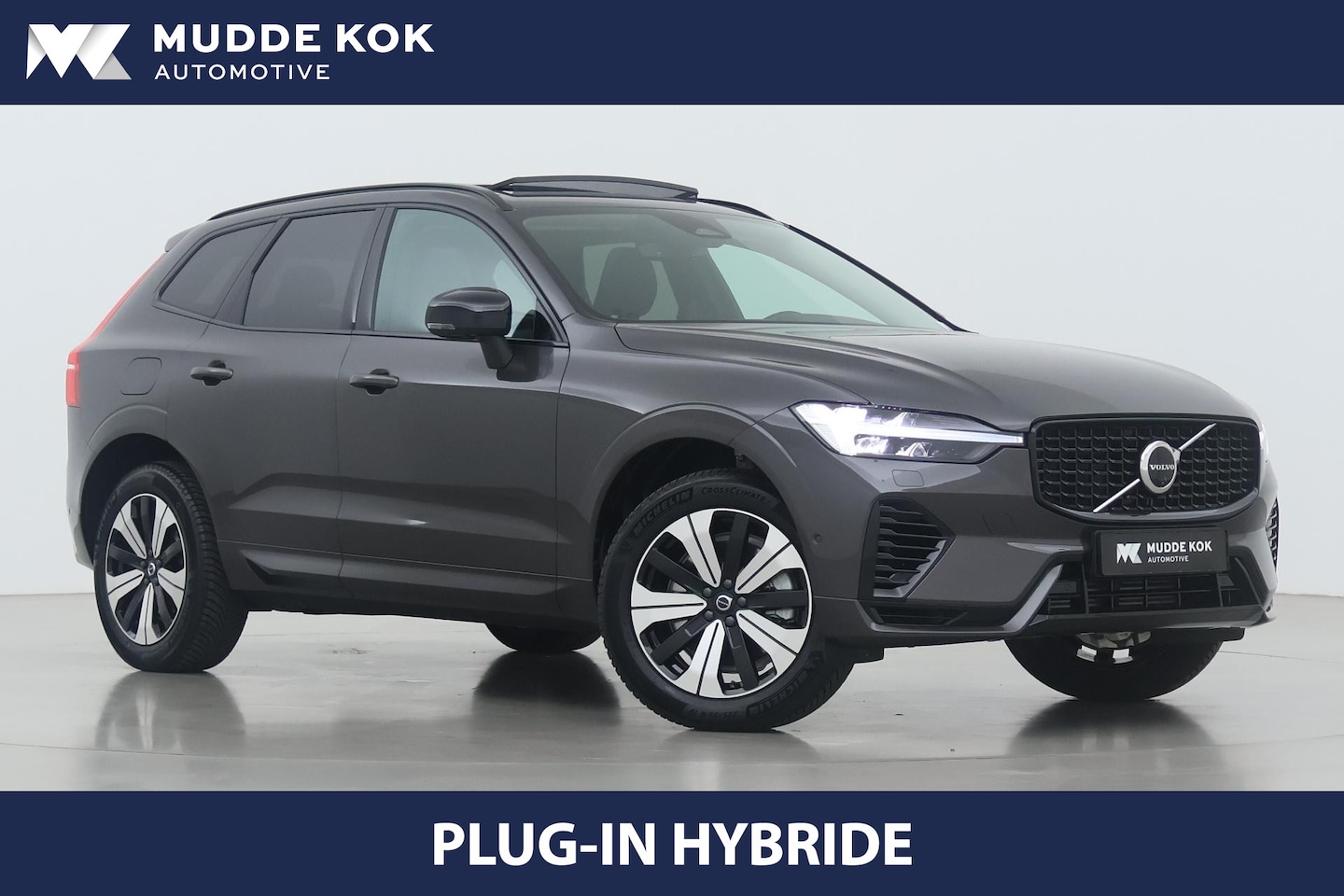 Volvo XC60 - T6 Plug-in hybrid Plus Dark | ACC | Panoramadak | 360° Camera | BLIS | harman/kardon | Sto - AutoWereld.nl