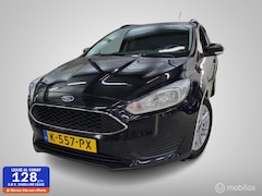 Ford Focus Wagon - 1.0 Titanium Edition/Cruise/Airco/Trekhaak