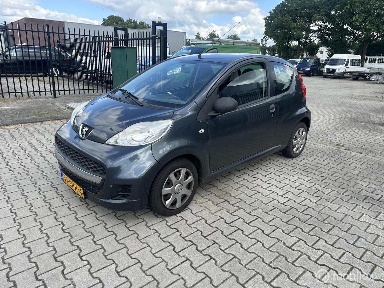 Peugeot 107 - 1.0-12V XS airco - AutoWereld.nl