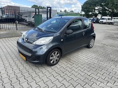 Peugeot 107 - 1.0-12V XS airco
