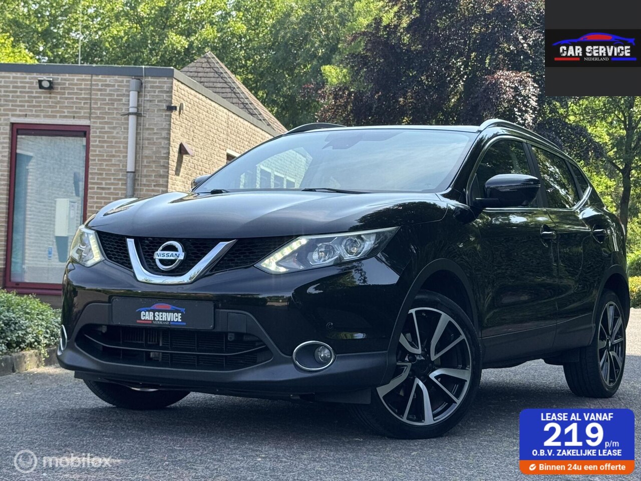 Nissan Qashqai - 1.2 Connect Edition/KEYLESS/PANO/NAVI/360 ° - AutoWereld.nl
