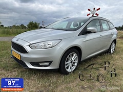 Ford Focus Wagon - 1.0 Lease Edition NAVI AIRCO CRUISE LEES TEKST
