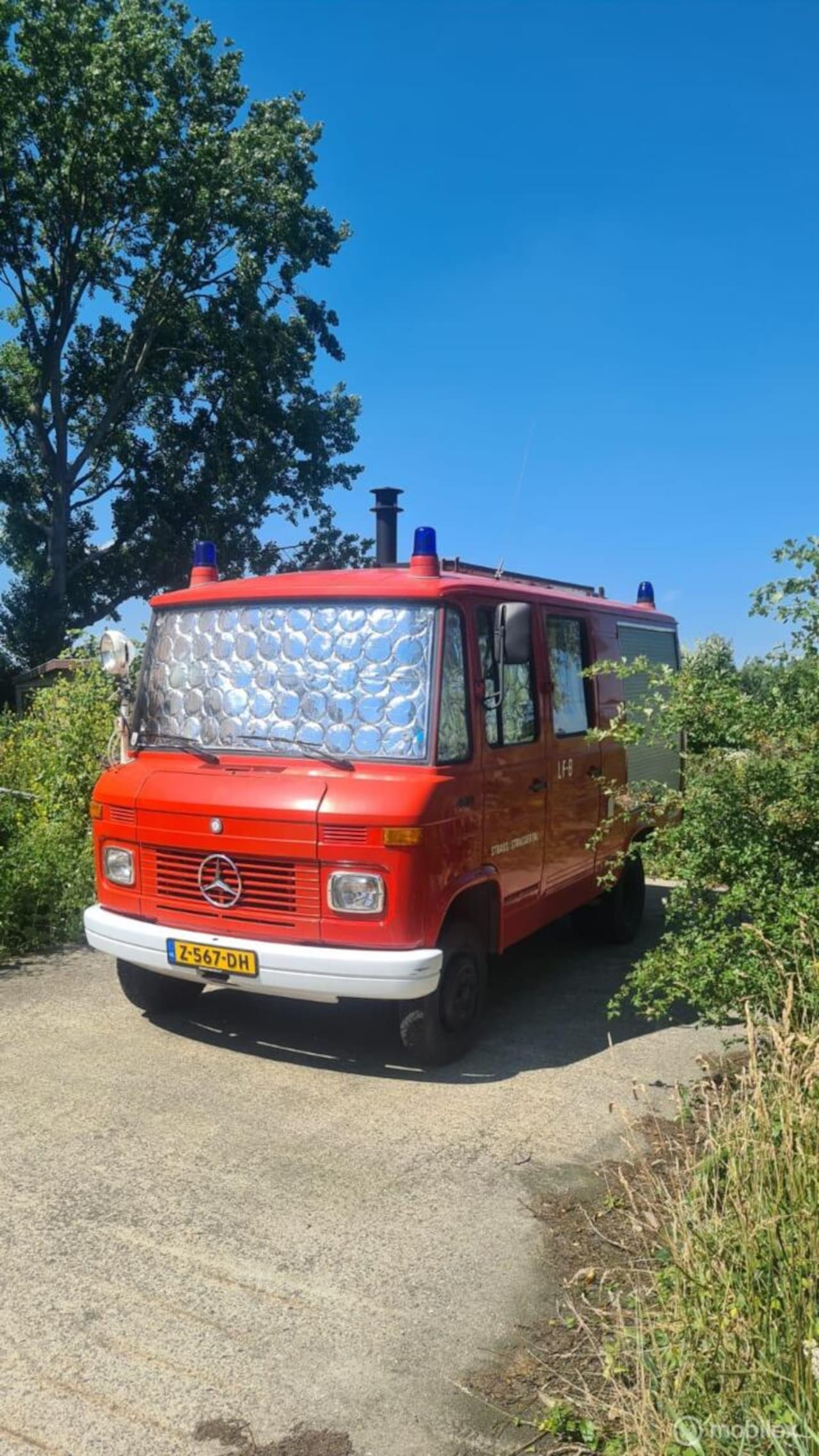 Mercedes-Benz 409 - kant en klare camper brandweer - AutoWereld.nl