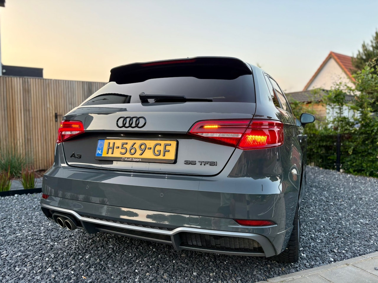 Audi A3 Sportback - 35 TFSI CoD Sport S Line Edition VIRTUAL COCKPIT - AutoWereld.nl