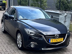 Mazda 3 - 3 2.0 GT-M | Navi | Leder | Head up | Keyless | NL auto | NAP