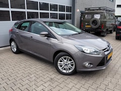 Ford Focus - 1.0 EcoBoost 100pk Titanium CLIMA CRUISE NAVI TREKHAAK