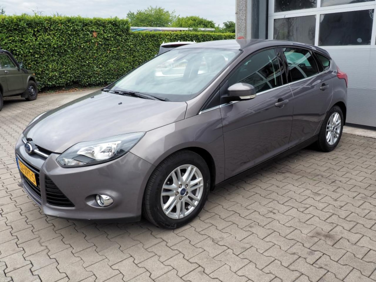 Ford Focus - 1.0 EcoBoost 100pk Titanium CLIMA CRUISE NAVI TREKHAAK