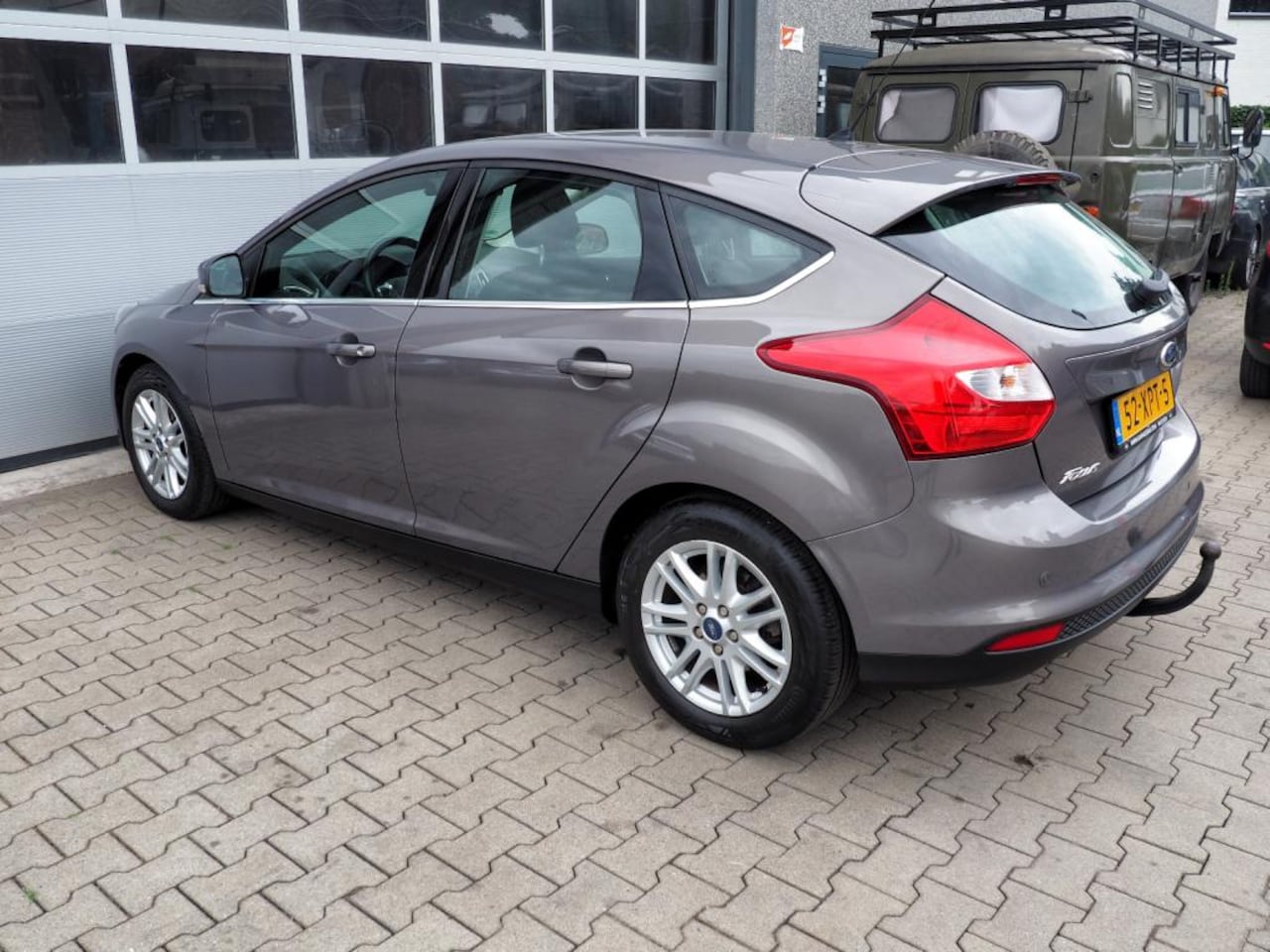 Ford Focus - 1.0 EcoBoost 100pk Titanium CLIMA CRUISE NAVI TREKHAAK