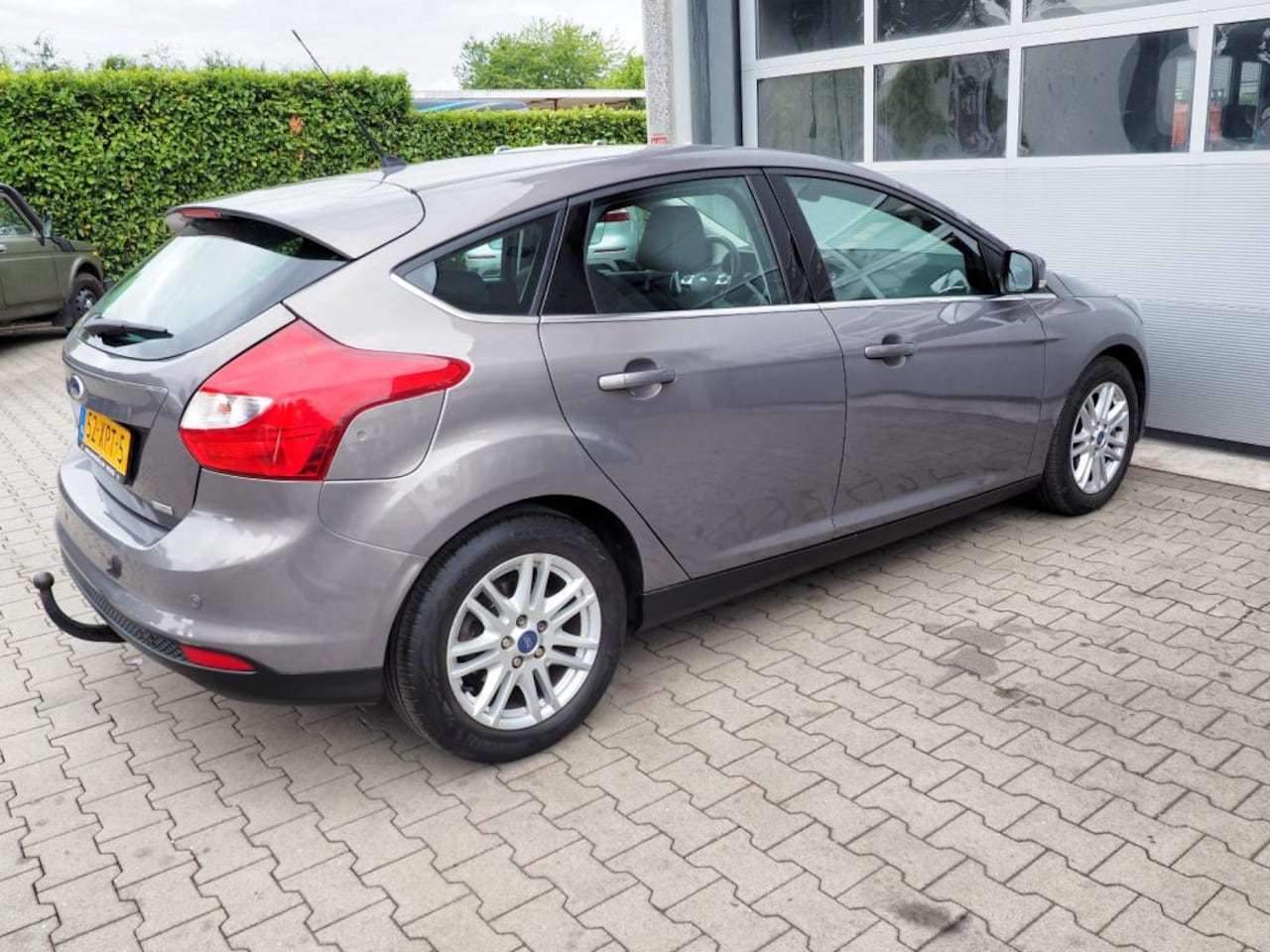 Ford Focus - 1.0 EcoBoost 100pk Titanium CLIMA CRUISE NAVI TREKHAAK