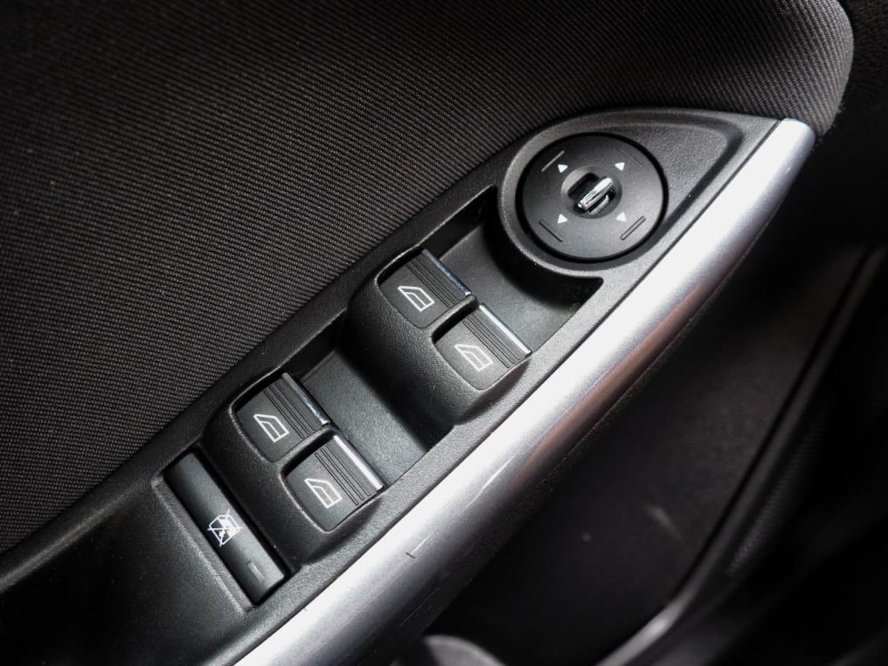 Ford Focus - 1.0 EcoBoost 100pk Titanium CLIMA CRUISE NAVI TREKHAAK