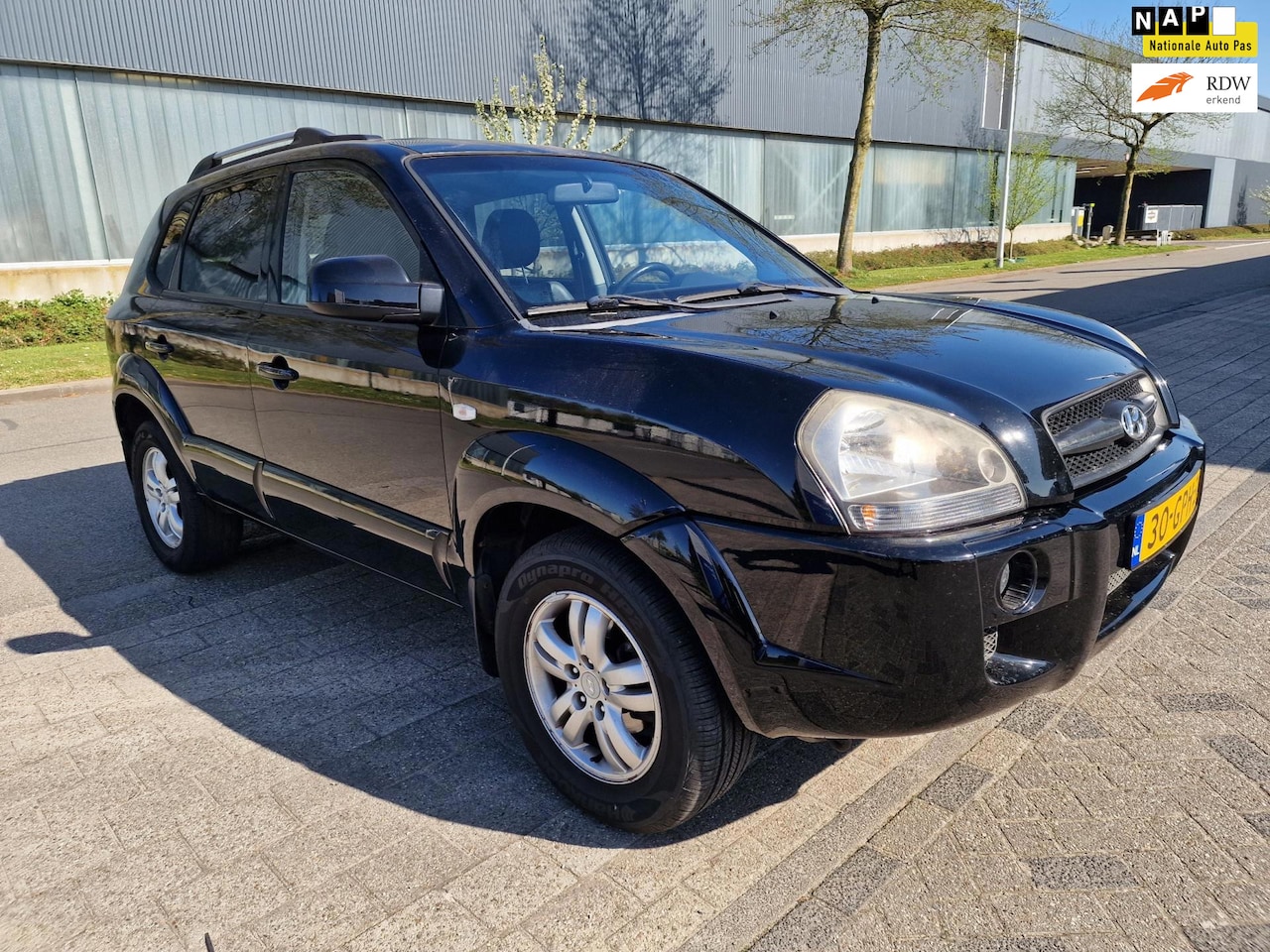 Hyundai Tucson - 2.0i Style Supreme 2.0i Style Supreme, Apk, Nap, Nieuwe Versnellingsbak, Zeer goed rijdend, Inruil mogelijk. - AutoWereld.nl
