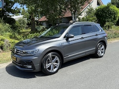 Volkswagen Tiguan - 2.0 TSI 4Motion 230PK DSG R-Line•Pano•Trekhaak